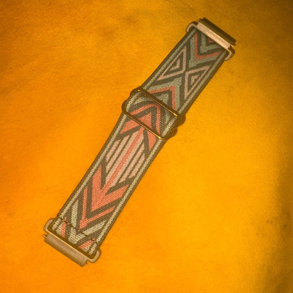 Geometric Pattern apple Watch Band - Picture 2 of 5